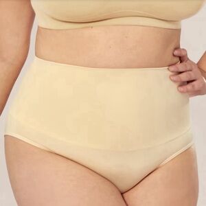 Shapermint Essentials‎ All Day Every Day Shaper Panty Brief in beige size L NWT